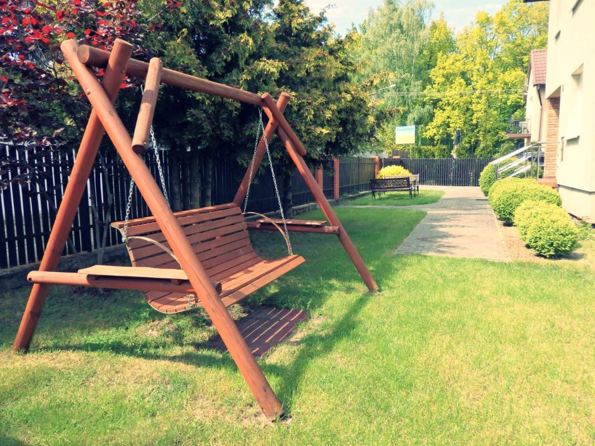 Pokoje Pod Kasztanami Jantar Exterior foto