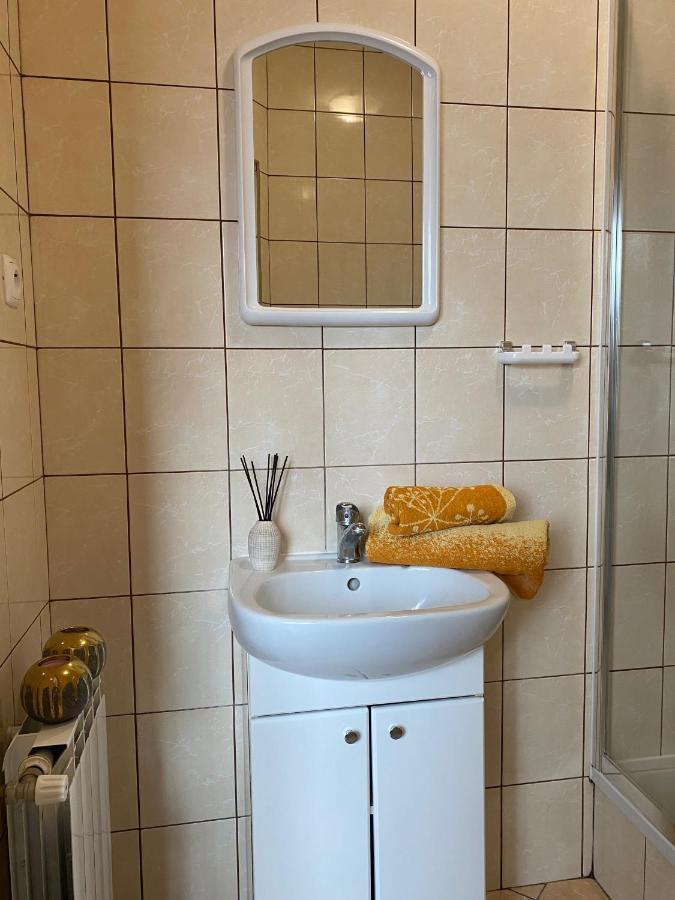 Pokoje Pod Kasztanami Jantar Exterior foto