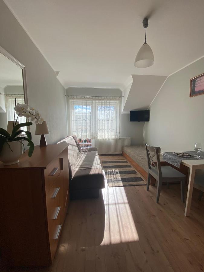 Pokoje Pod Kasztanami Jantar Exterior foto